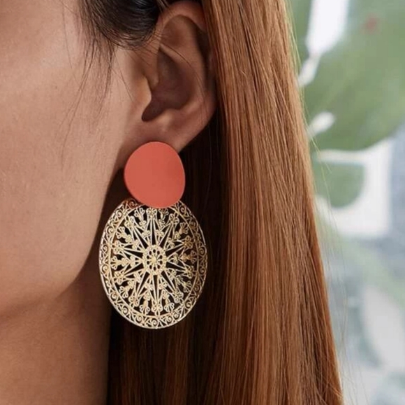 Nikkiwallflower Jewelry - ○Flora○ Gold Two Tone Earrings